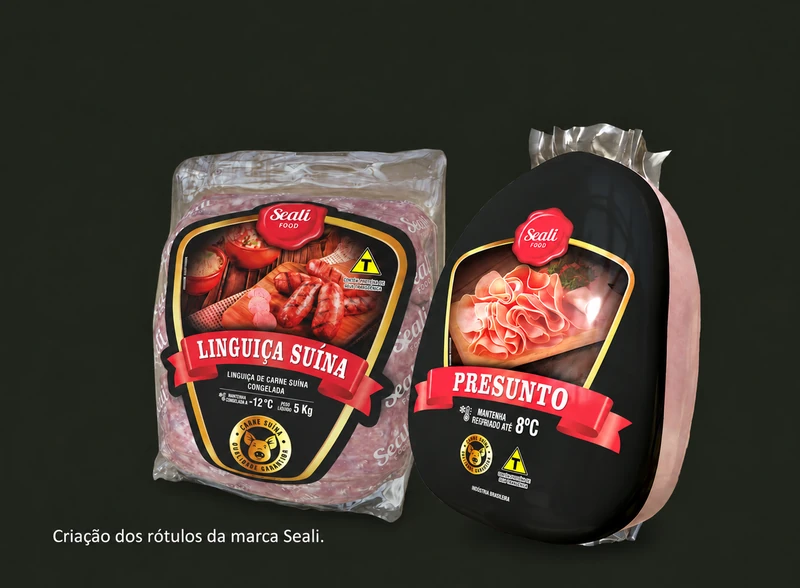 Rótulos e embalagens da Seali Food com cores e identificação dos alimentos